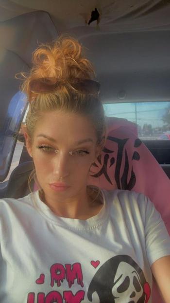 Sunny, 32  female escort, Oklahoma City